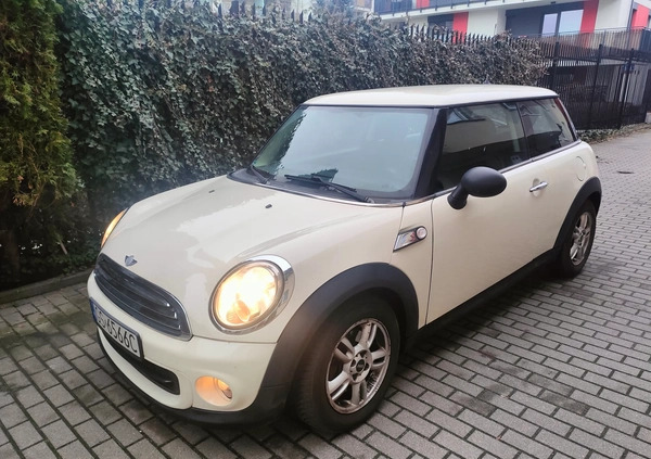 MINI ONE cena 17900 przebieg: 105000, rok produkcji 2011 z Warszawa małe 106